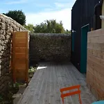 Bois Brule : Charme Authentique A - Fr-1-306-995 *