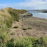 Bois Brule : Charme Authentique A - Fr-1-306-995 Guerande